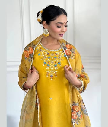 Mahek Fashion Women Viscose Embroidered A-line Kurti With Pants ( Yellow )