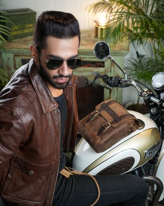 tank and tail bag-tobacco brown / in