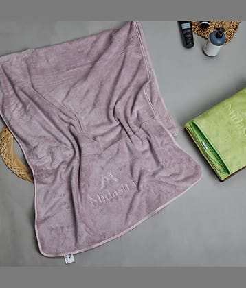 Midastra Pack of 1 Microfibre 400 -GSM Bath Towel ( Purple )