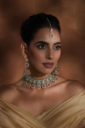 Triyan Green and Red Polki Necklace Set with Maang Tikka-Polki