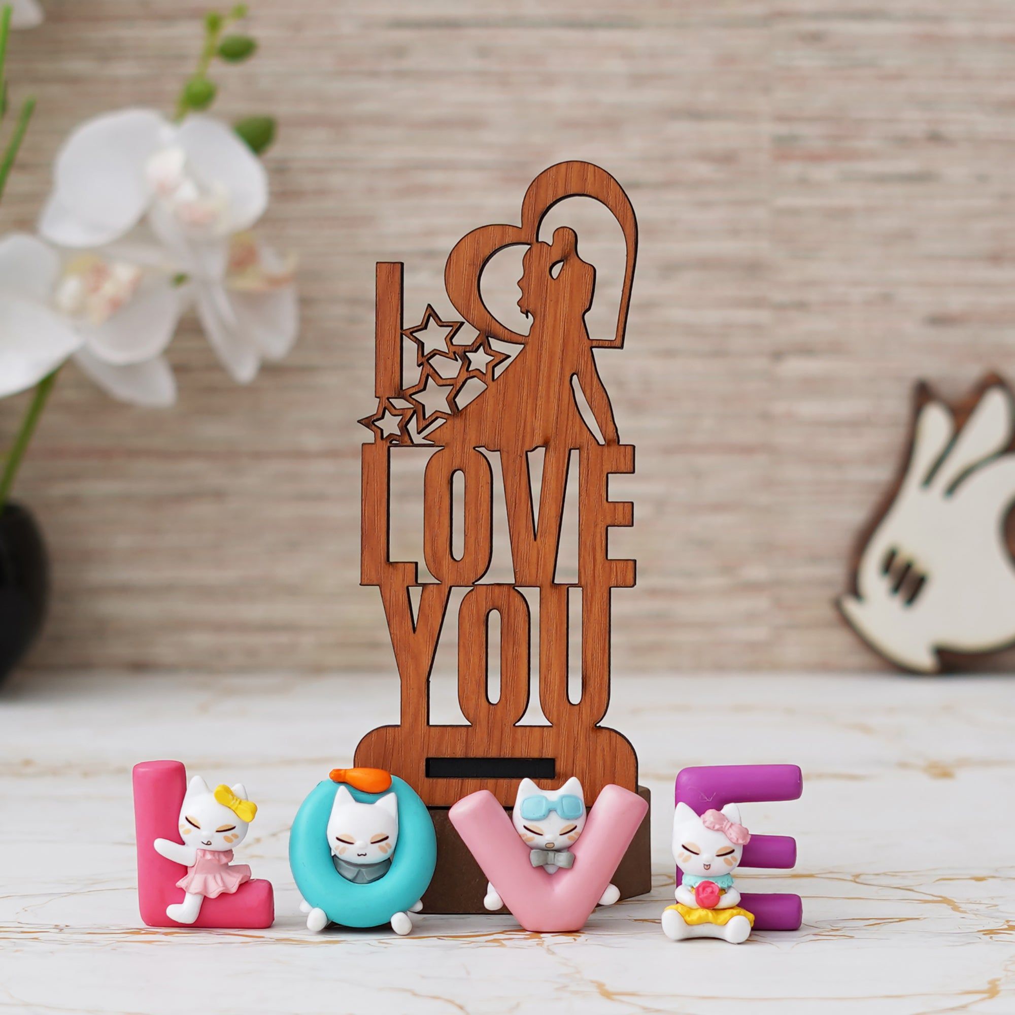 Valentine Combo of "Love You" Wooden Showpiece With Stand, "Love" Animated Characters Showpiece