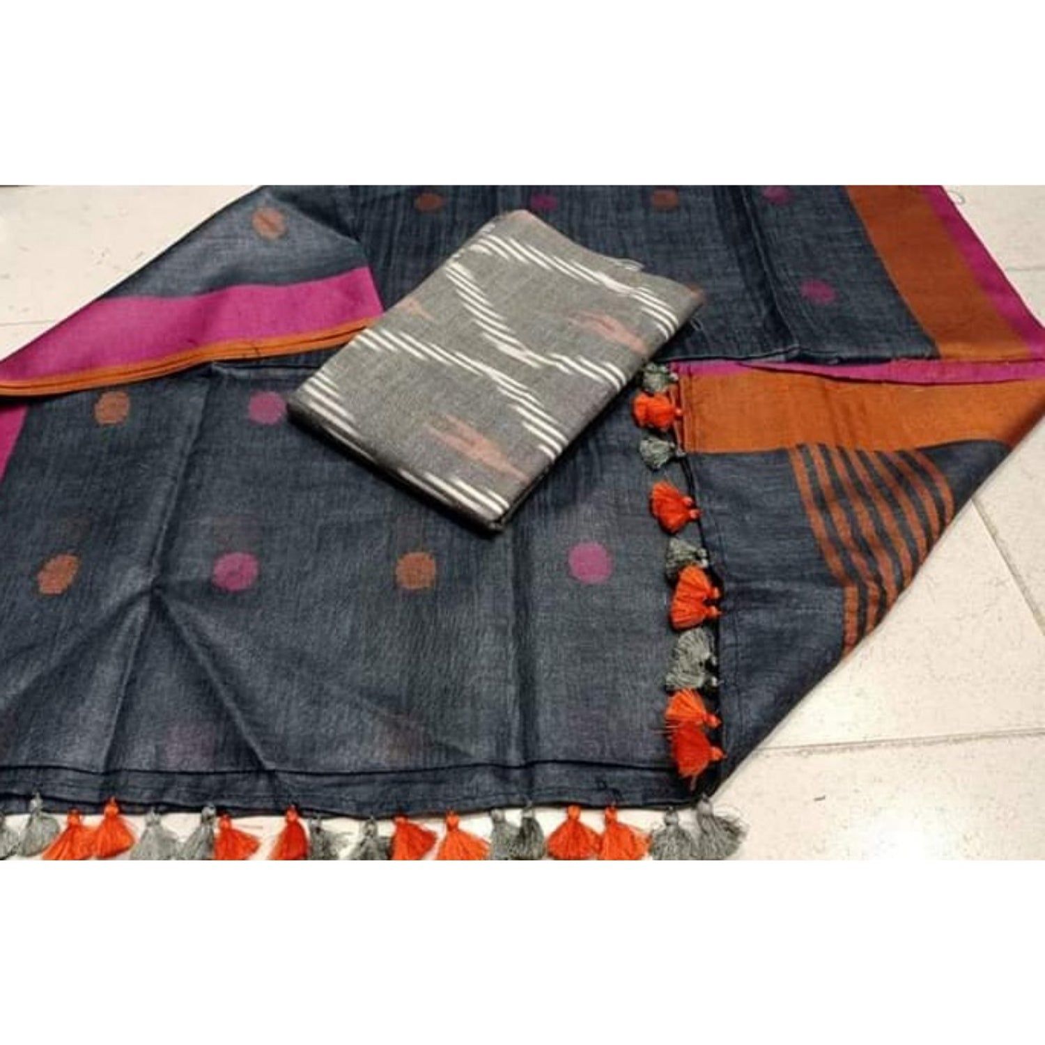 Pure Linen Luminous Black Dupatta & Grey Ikkat Kurti Set