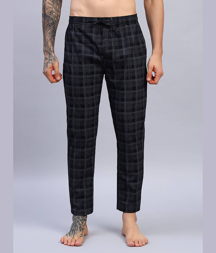 Flamboyant Black Cotton Men's Trackpants ( Pack of 1 )