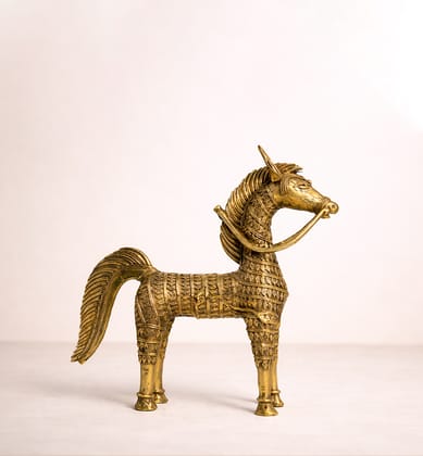 Handcrafted Large Brass Horse Showpiece – Intricate Tribal Bhareva Craft