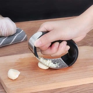 DSC Garlic Press