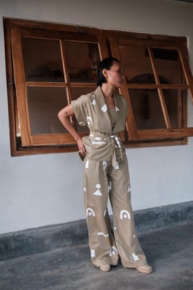 Friday Flared Pants Khaki Triangle Printed-XS