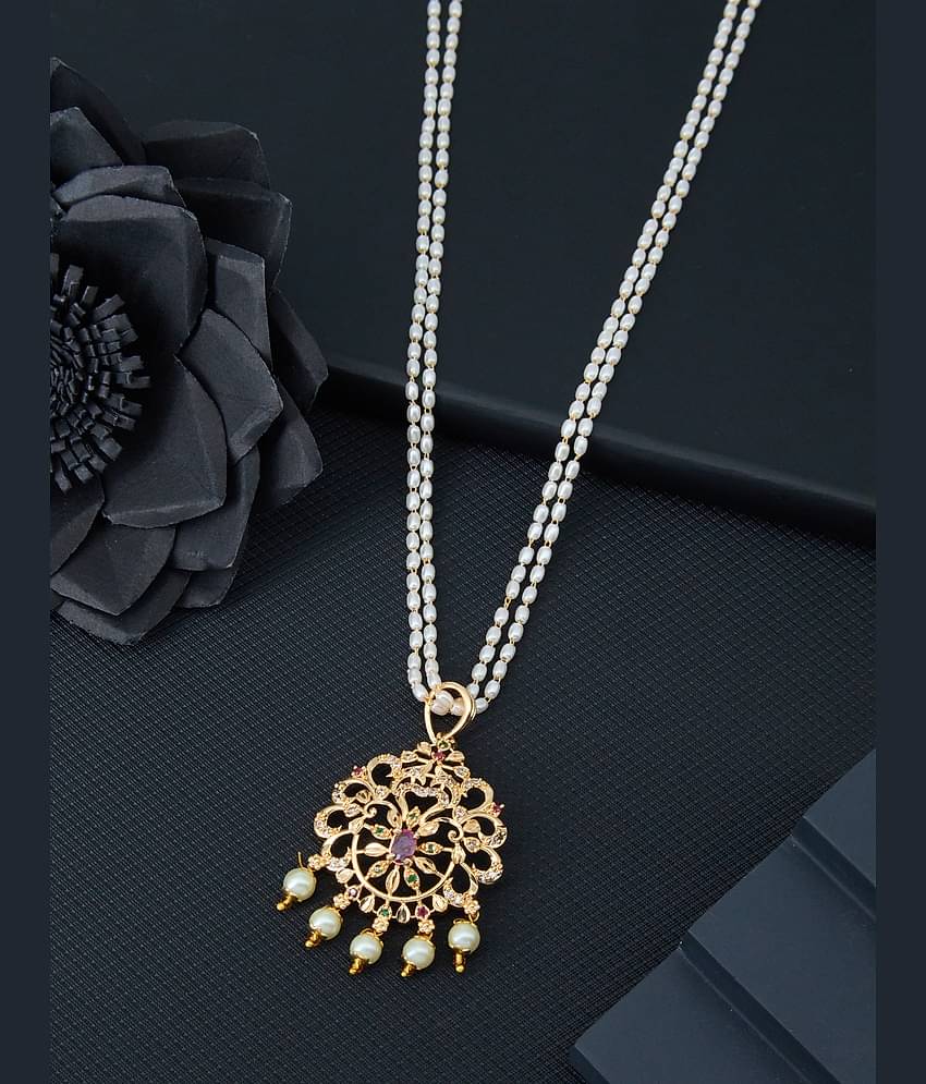 ROFARWORD Gold Brass Necklace ( Pack of 1 )