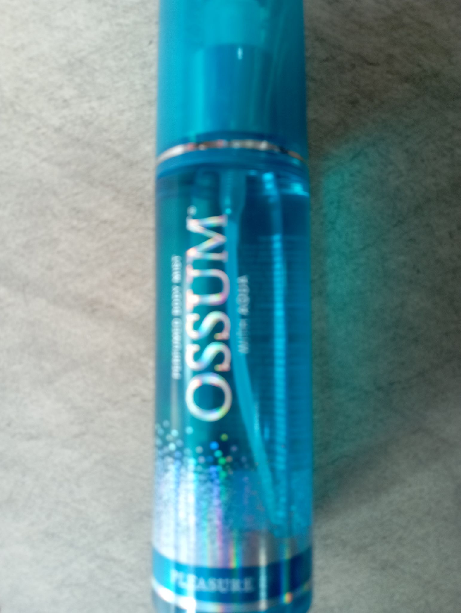Perfumed body mist ossum with aqua pleasure