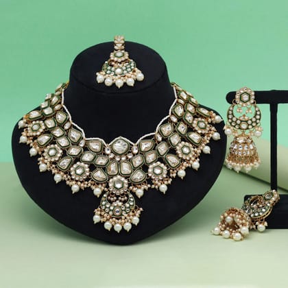 White Color Meena Work Kundan Necklace Set-Necklace Length: 26.00 CM x Width: 5.50 CM / White / Alloy With Good Quality Gold Plated