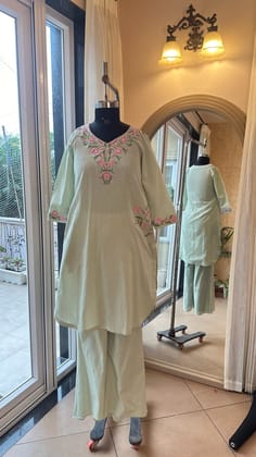 Mint Linen Cotton  Dahlia Garden V Neck Kurta Set-XXS