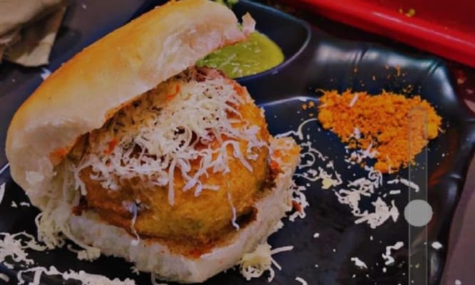 Mumbai Vada Pav