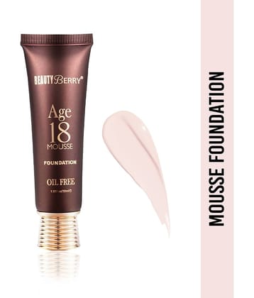 Colors Queen Revitalift Illuminating Primer base + foundation Fair (Shade - 01)