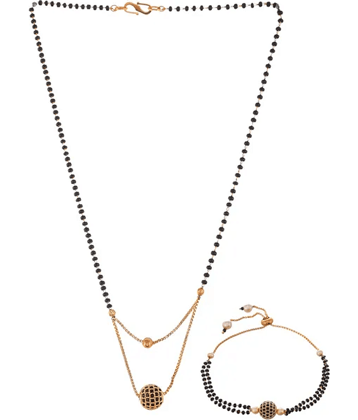 PUJVI Golden Alloy Necklace Set ( Pack of 1 )