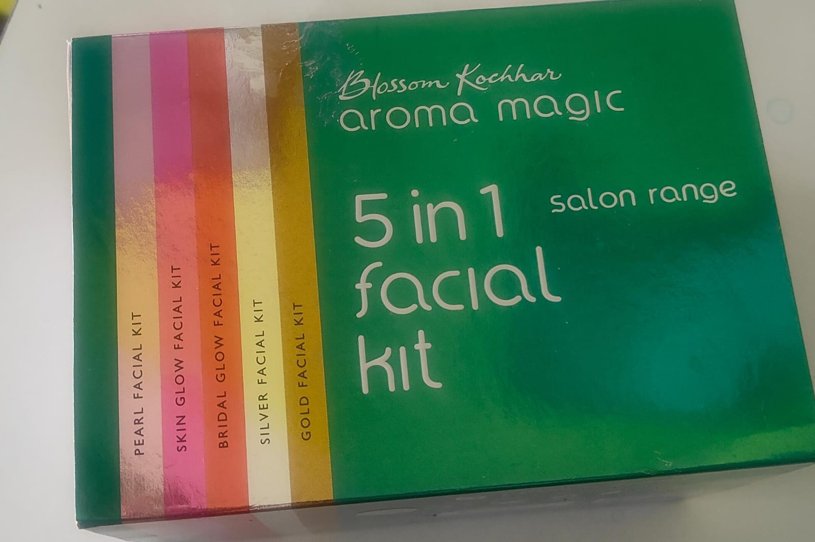 Blossom Kochhar Aroma Magic 5 in 1 Facial Kit (Salon Range)
