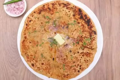Pyaz Paratha