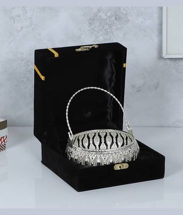 Urban Hamlet Silver Aluminium Silver Plated Gift Item