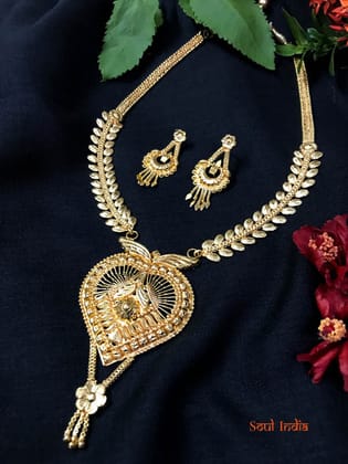 Gold Plated Traditional Jewellery Set With Earrings
