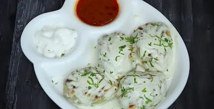 2 x Veg Afghani Momos