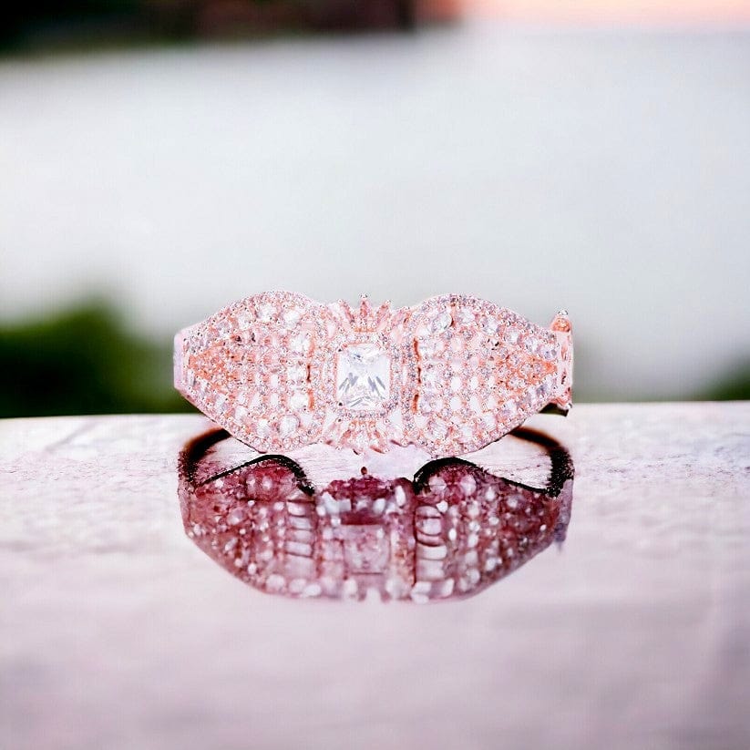 Divine Cubic Zirconia Kada Bracelet-White / Rose Gold / Free Size