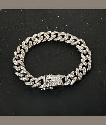 FASHION FRILL Silver Charm Bracelet ( Pack of 1 )