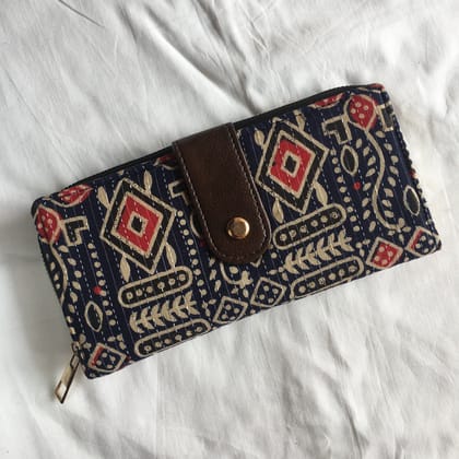 2 fold - Trendy & Beautiful Womens Wallet - 35
