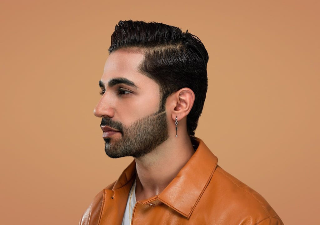 Swift Arrow Dangle Earring For Men (1 Pc Only)