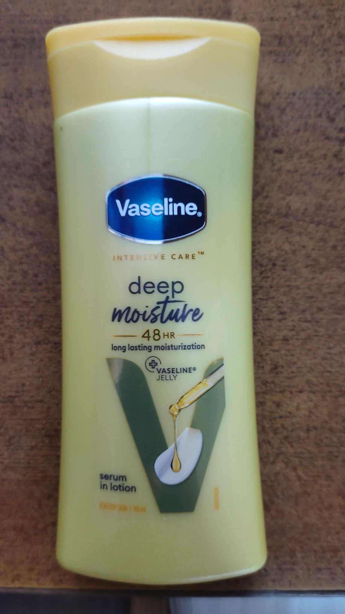 Vaseline body lotion deep moisture