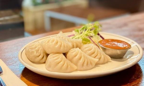 Momo Palace
