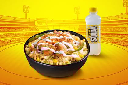 Whistle Podu Chicken Tikka Mac & Cheese With Beverage