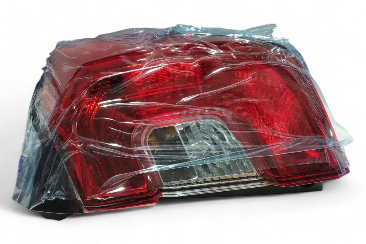Lumax Rear Tail Lamp - RH AV466936