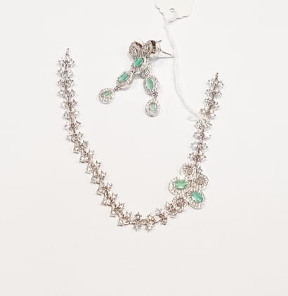 NECKLACE AD
