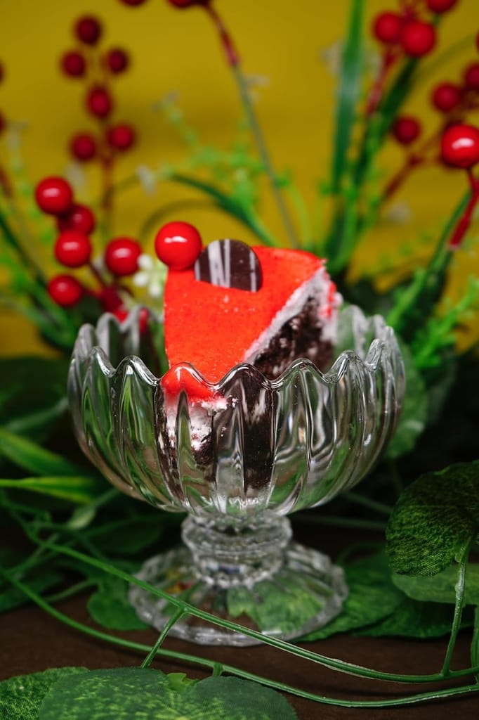 Ice Cream Bowls | Crystal Glass Cups | Sweets Serving Bowls use for Desserts, Milkshak, Fruit, Falooda, Coffee and Pudding Nuts | Pack of 6 |