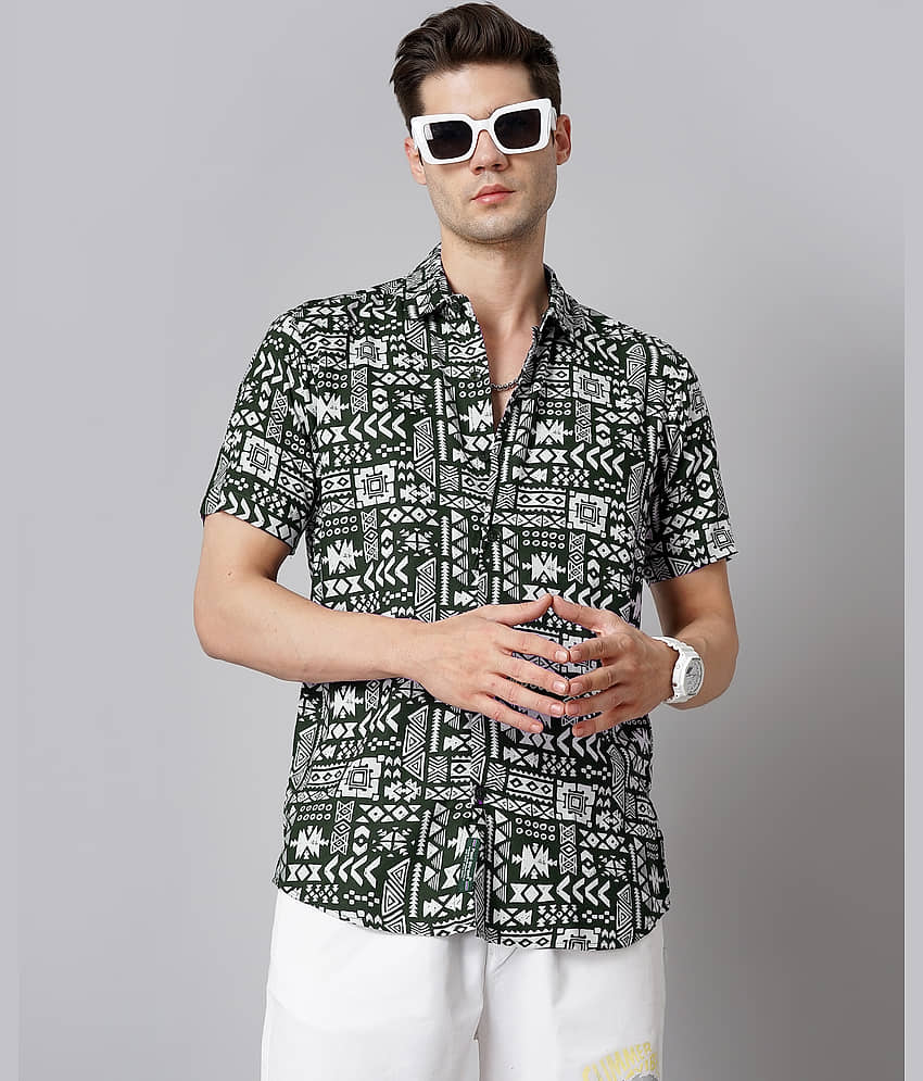 Paul Street - Green Rayon Regular Fit Men's Casual Shirt ( Pack of 1 )