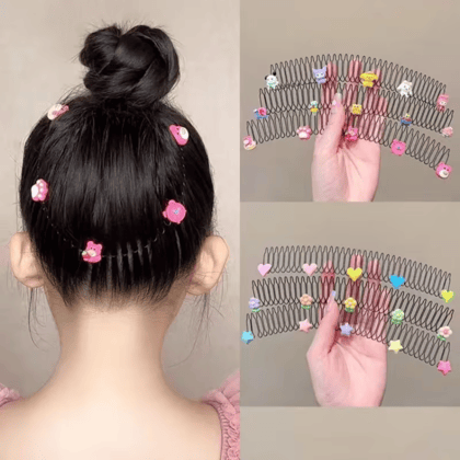 Cute Cartoon Design Hair Comb Strip Kids and Adults (Pack of 4) (Random Design)