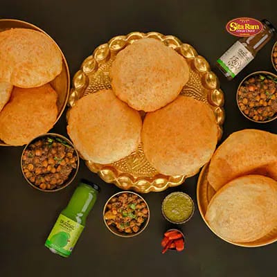 Chole Bhature With Shikanji Combo (4)