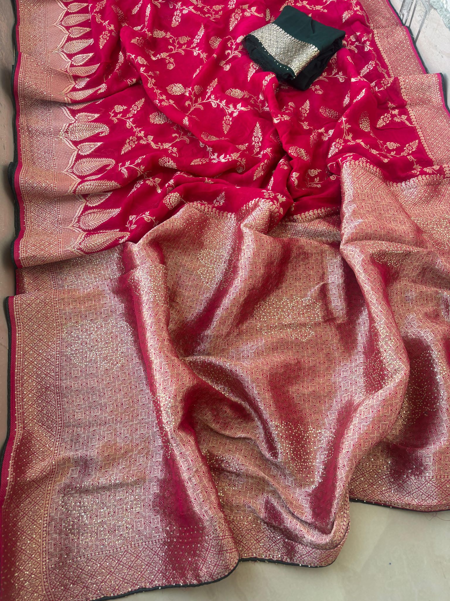 Pure Georgette  fabric with beautiful full bnarsi  zari  zari all over and siroski work  zari havvy contrast bp suppr