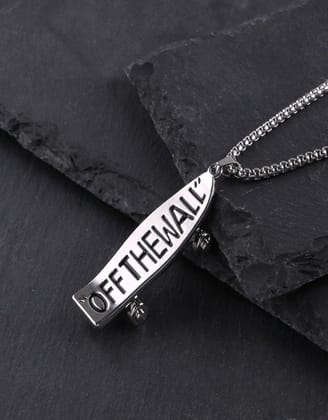 Skateboard Pendant-With Box Chain