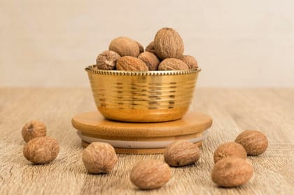 Nutmeg Whole (Jaiphal) - Pack of 10