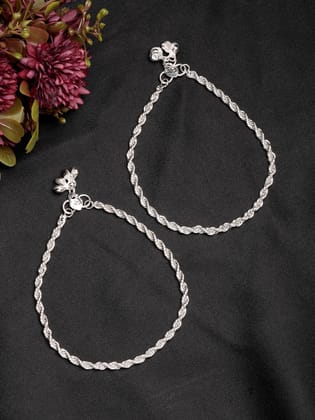 NVR Women's Set of 2 Silver-Plated Anklets-Onesize / Silver / Brass