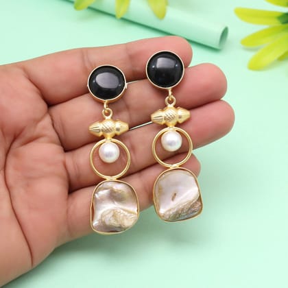 Midnight Black Color Amrapali Earrings-Earring Length: 6.50 CM x Width: 2.00 CM / Black / Brass With Good Quality Gold Plated