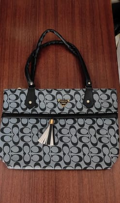 Classic Leather Shoulder Bag