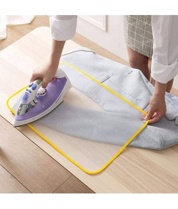 sakimo Protective Insulated Ironing Mesh for Clothes Delicate Garment Cloth Guard Home Press Mat Heat Resistant Reusable & Washable, Multicolours Standard
