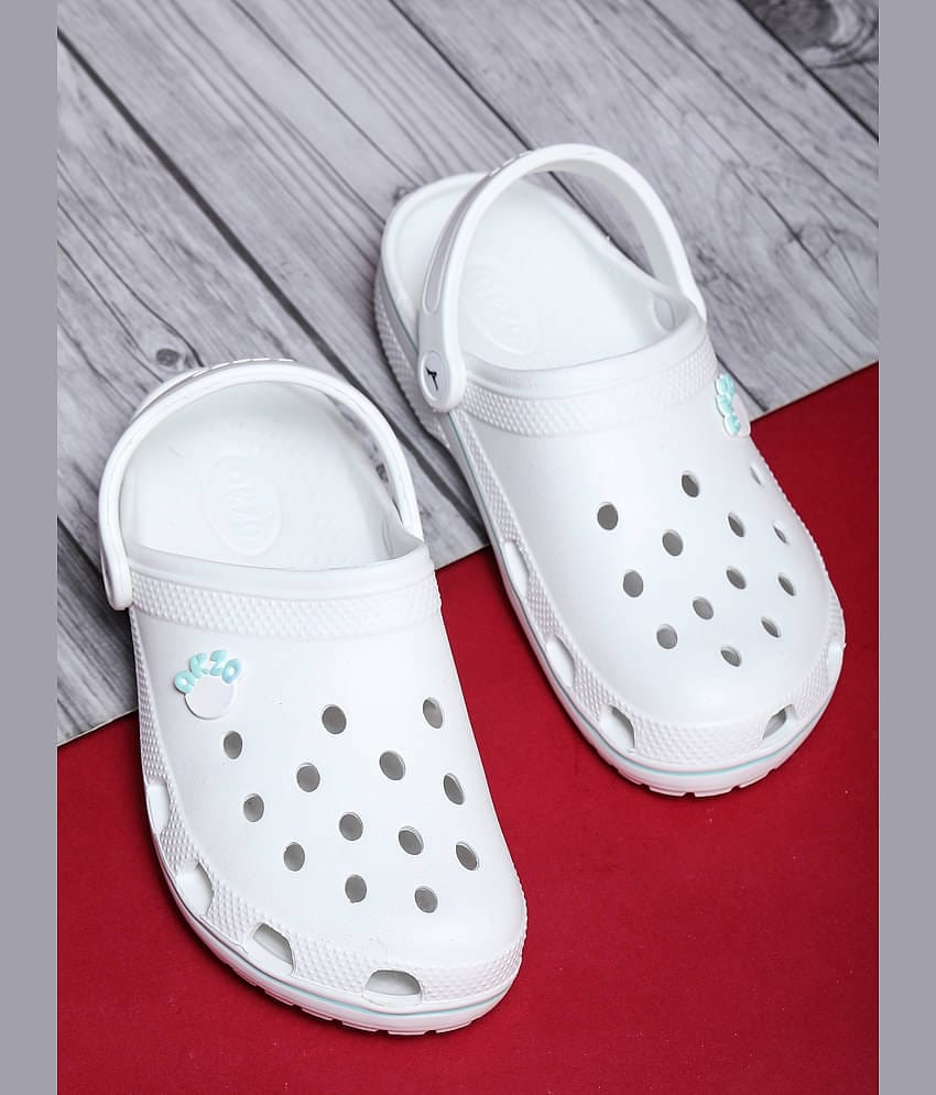 Abros White Clogs