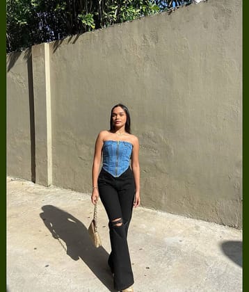 9x denims - Black Denim Regular Fit Women's Jeans ( Pack of 1 )