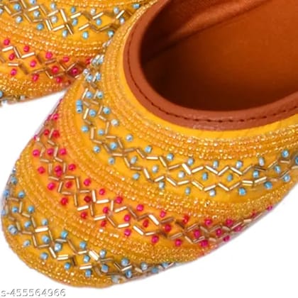 Indian Ivory Mojari juti for Womens & Girls (JTF-40)