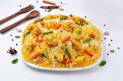 Lucknowi Veg Biryani Serves 4
