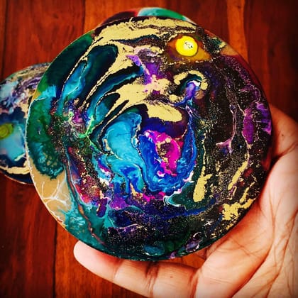 AMAZING RESIN ART COASTERS - SET OF 4