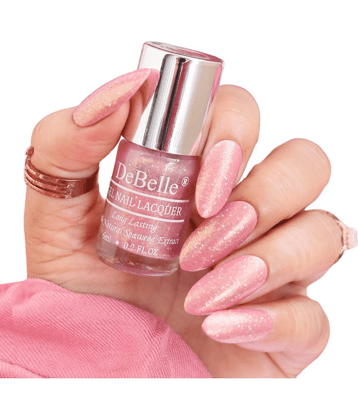 DeBelle  Magnetic Madelyn Glitter Nail Polish 6 ( Pack of 1 )