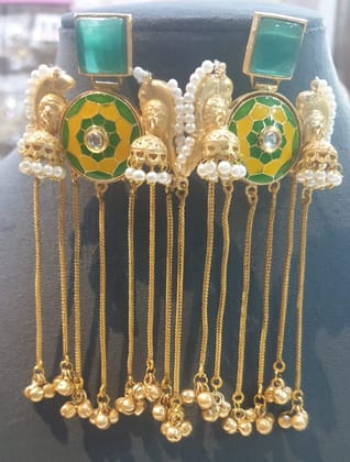 Handcrafted earring in Kashmiri style