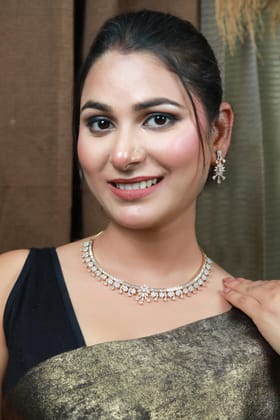 SMITAM JEWELS Noorira Radiance AD Necklace Set with Earrings SMITAM JEWELS Noorira Radiance AD Necklace Set with Earrings